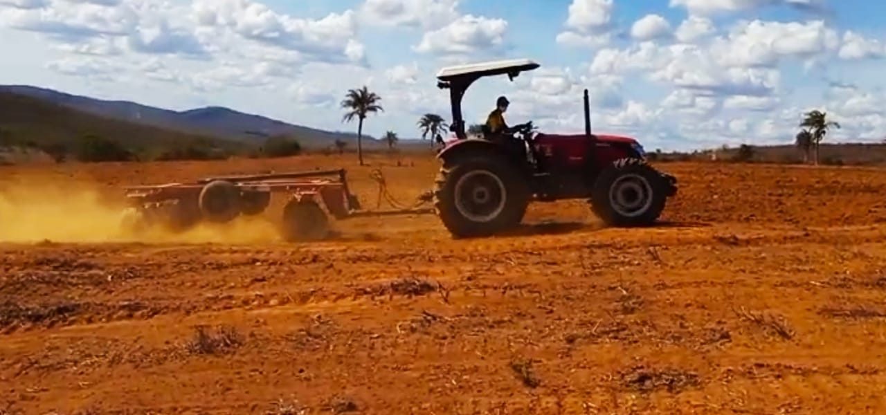 Trator Agrícola